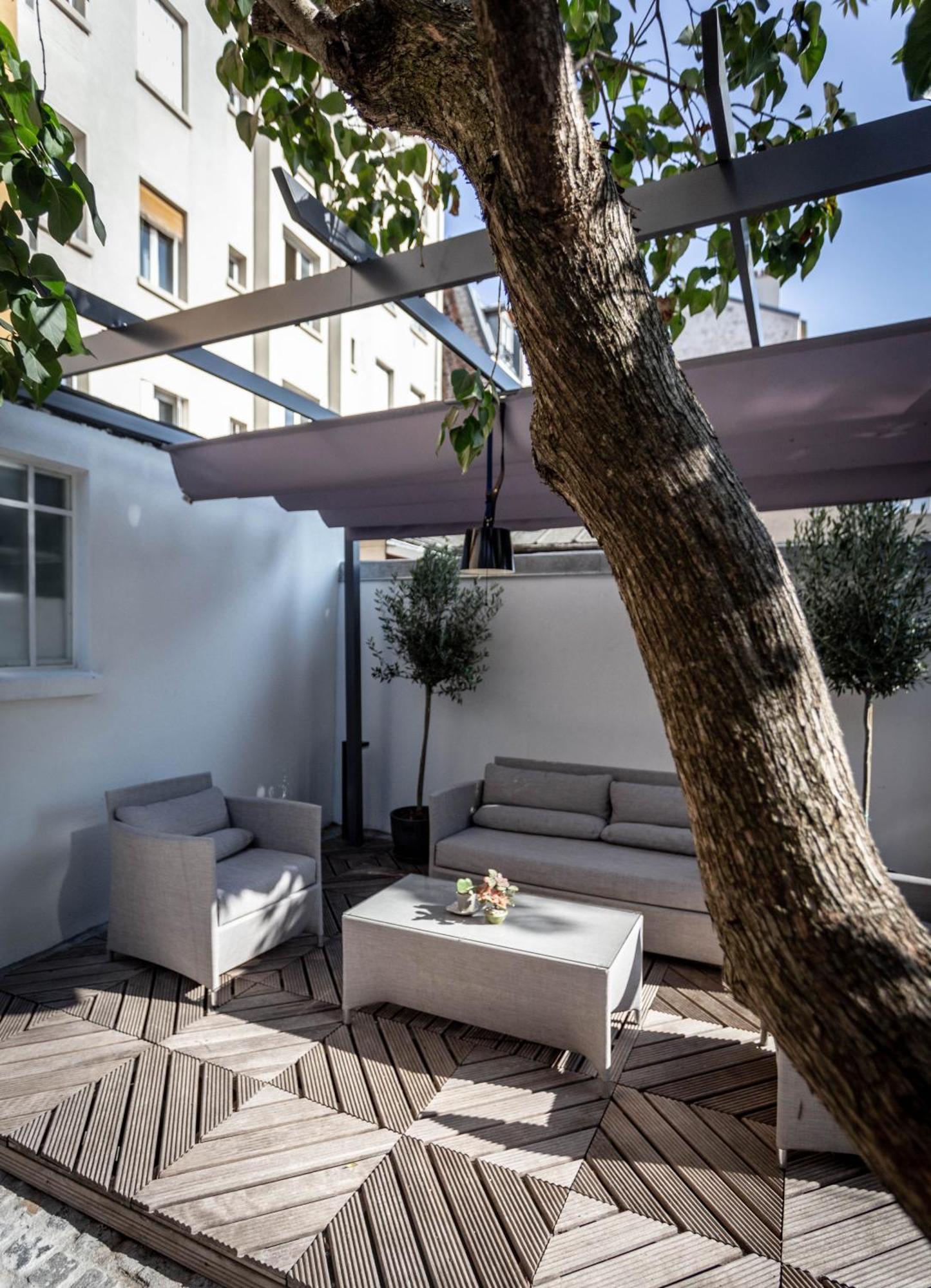 Lovely Little House With Private Garden In Paris Ιβρύ-συρ-Σεν Εξωτερικό φωτογραφία