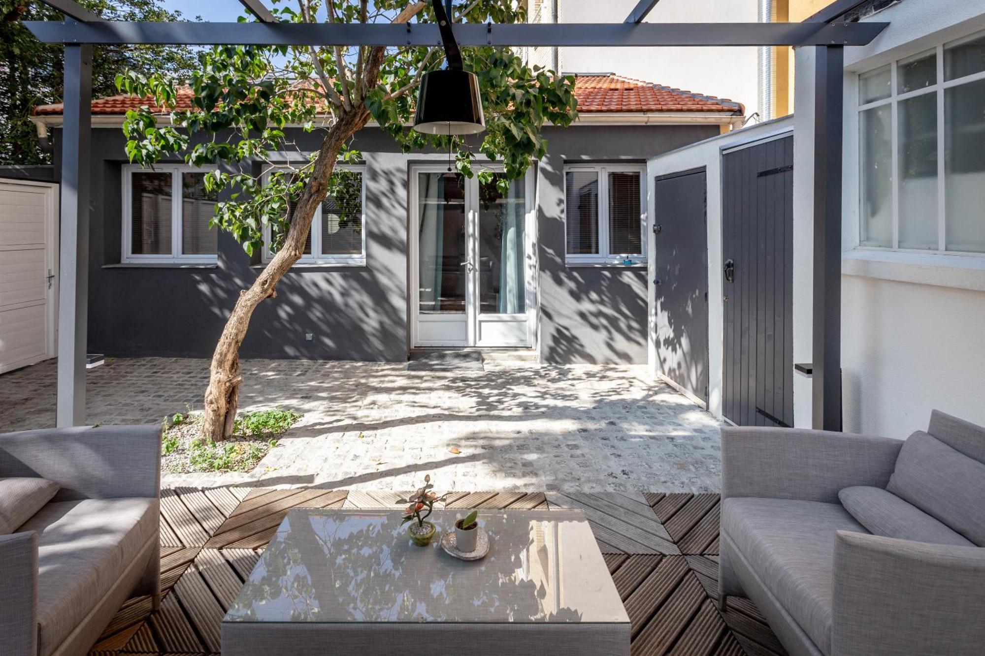 Lovely Little House With Private Garden In Paris Ιβρύ-συρ-Σεν Εξωτερικό φωτογραφία